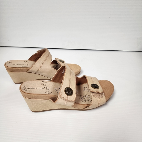 BareTraps Tan Winona Wedge Sandal  With Adjustable Straps Size 7 - Picture 2 of 7